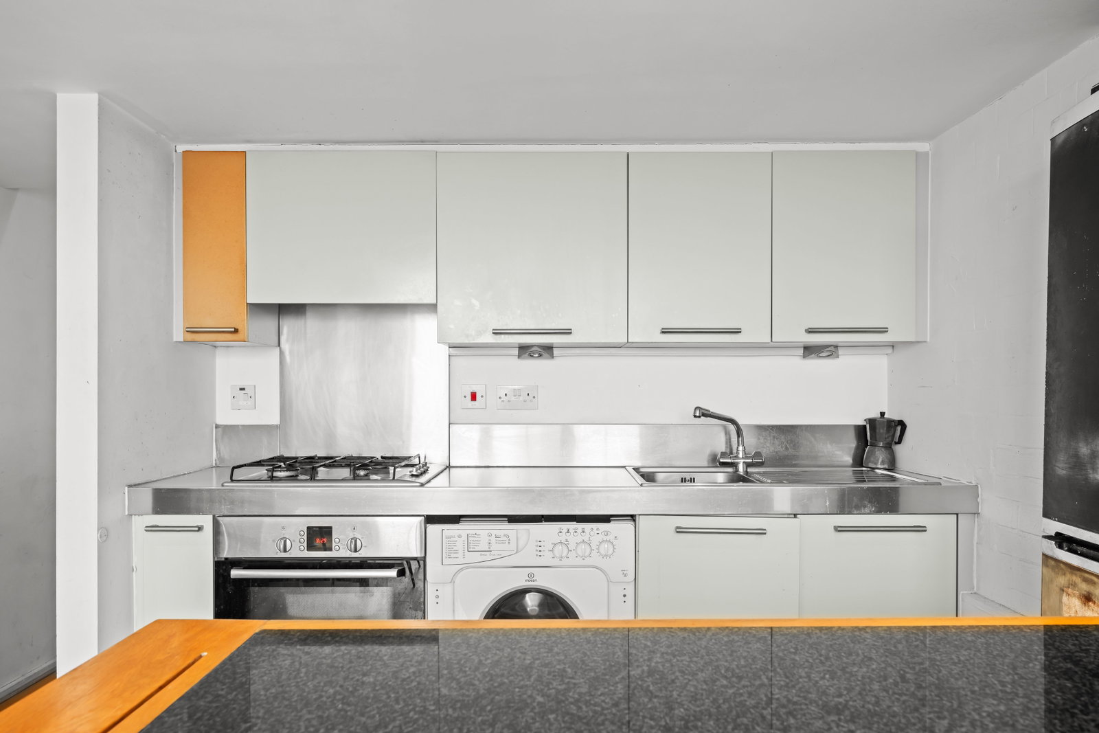 Apartment for rent in London, Bloomfield Road, London, SE18 7JD, 418 m²