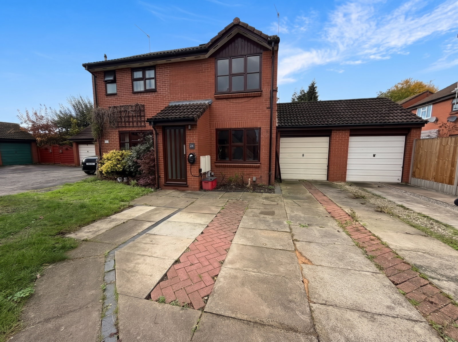 Semi Detached House for rent in Warwick, Austin Edwards Drive, Warwick, CV34 5GW