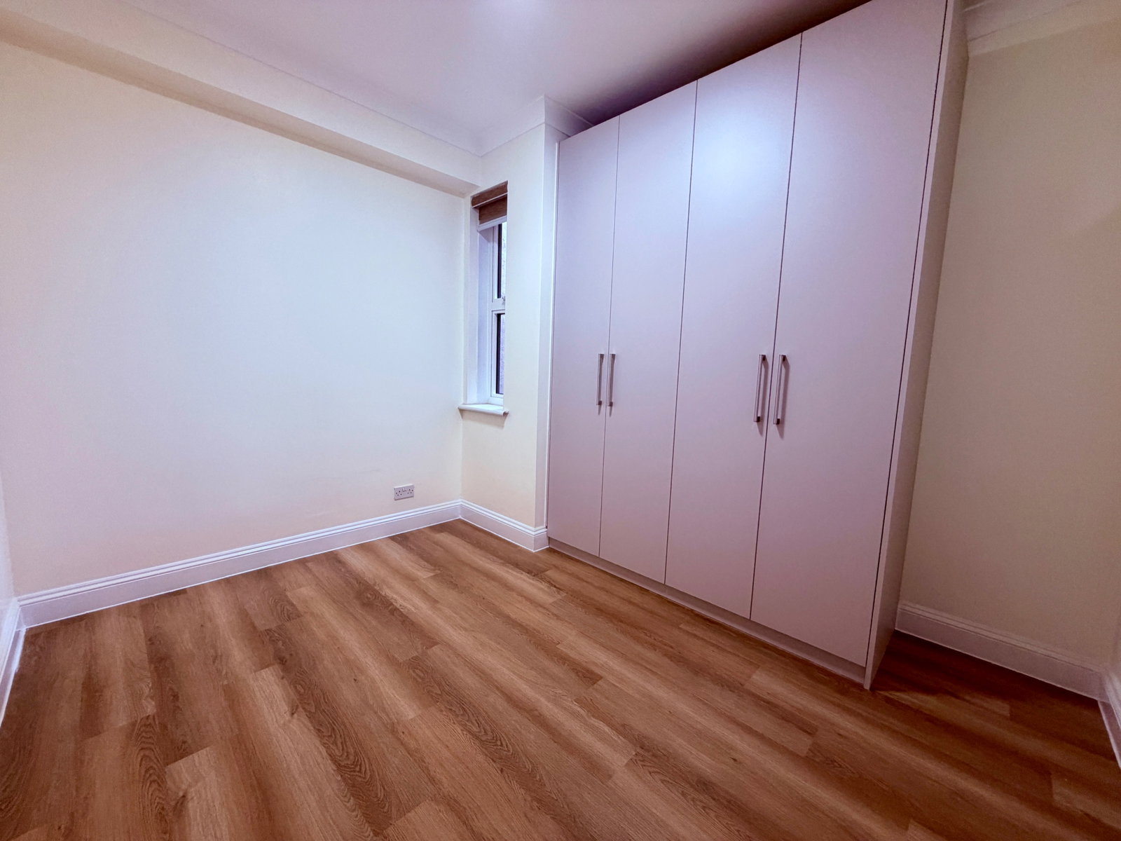 Ground Floor Flat for rent in London, Strode Road, London, NW10 2NH, 614 m²