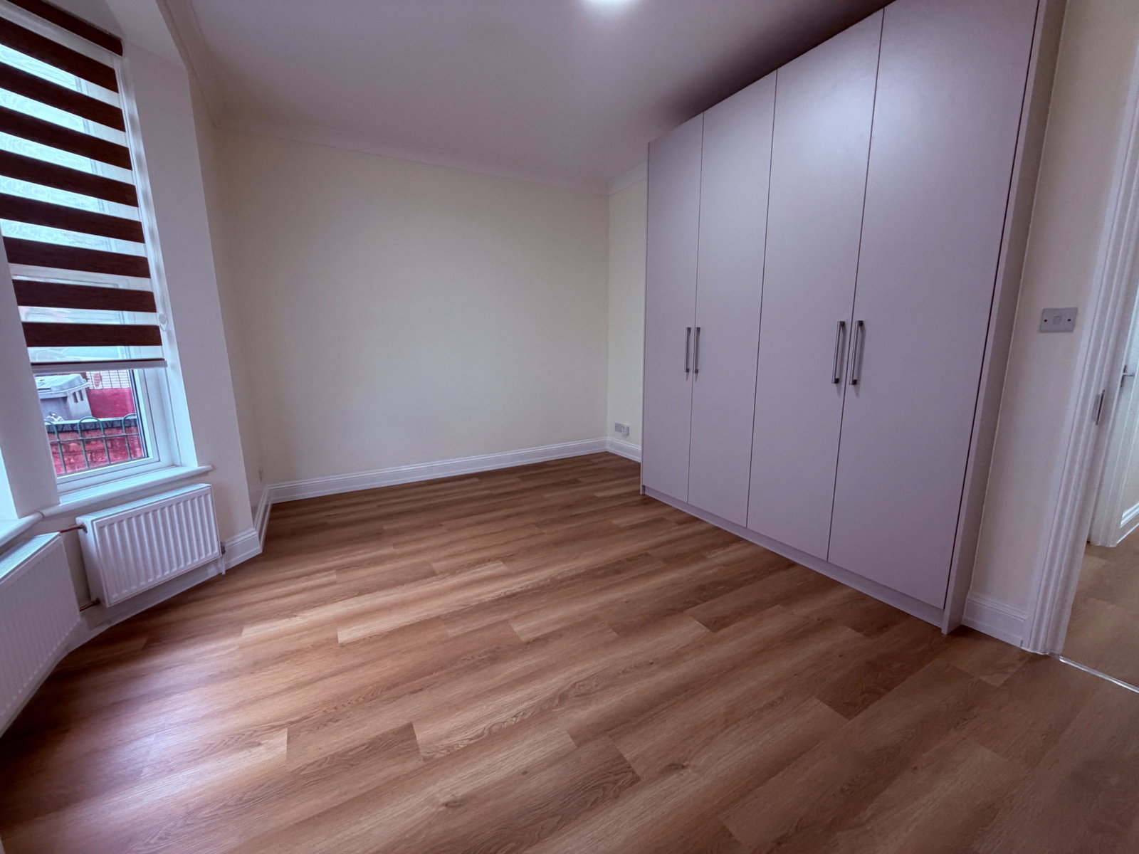 Ground Floor Flat for rent in London, Strode Road, London, NW10 2NH, 614 m²