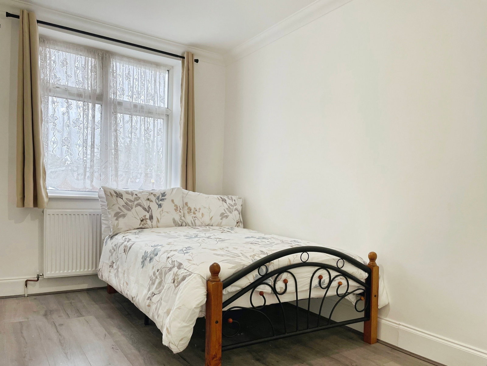 House Share for rent in Enfield, Goodwood Avenue, Enfield, EN3, 2593 m²