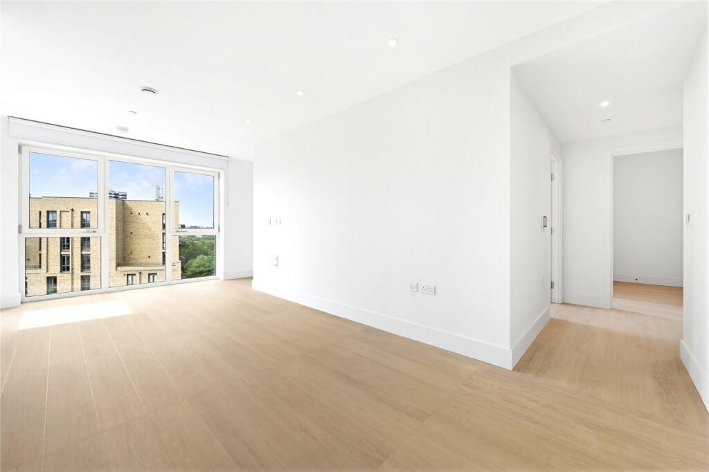 Apartment for rent in London, Botanical Apartments, Bow Green London, E3, 786 m²