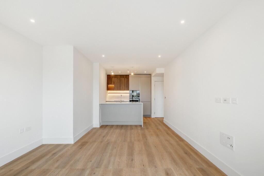 Apartment for rent in London, Botanical Apartments, Bow Green London, E3, 786 m²
