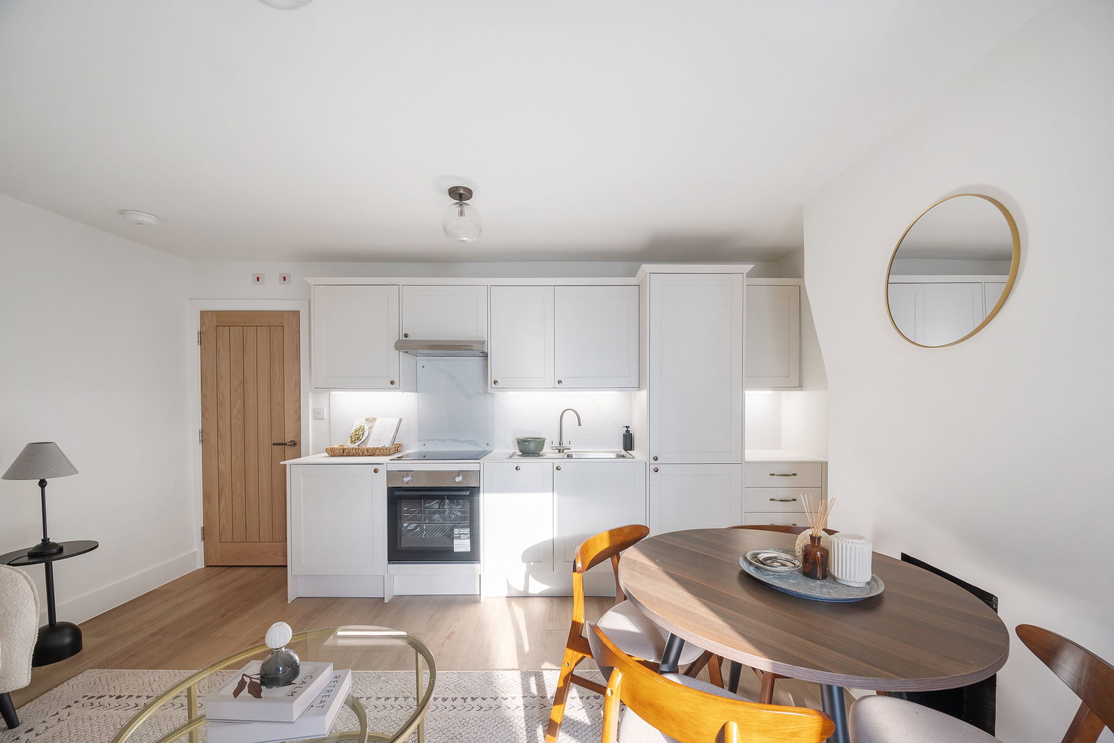 Flat for rent in London, Linden Grove, London, SE15, 573 m²