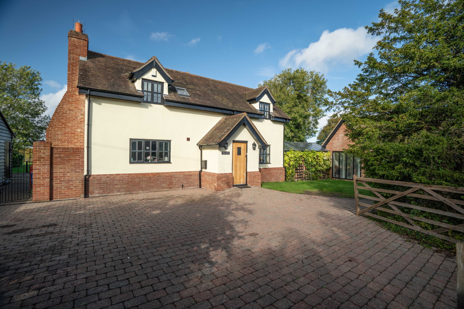 Detached House in Cambridge