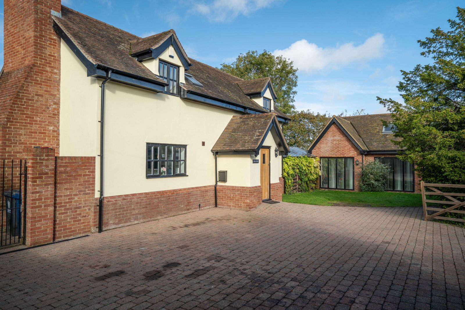 Detached House in Cambridge
