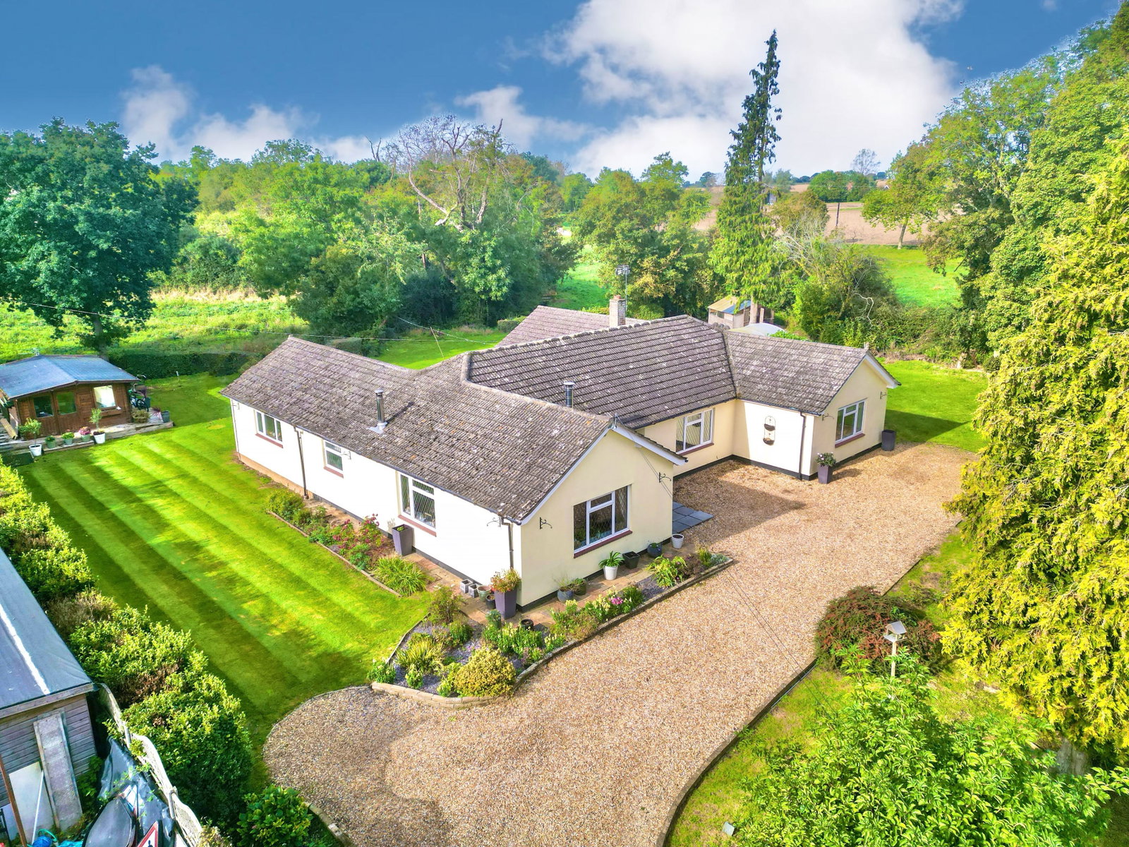 Bungalow for sale in Bury St. Edmunds, Vancouver, Brockley, Bury St. Edmunds, IP29 4AH, 2131 m²