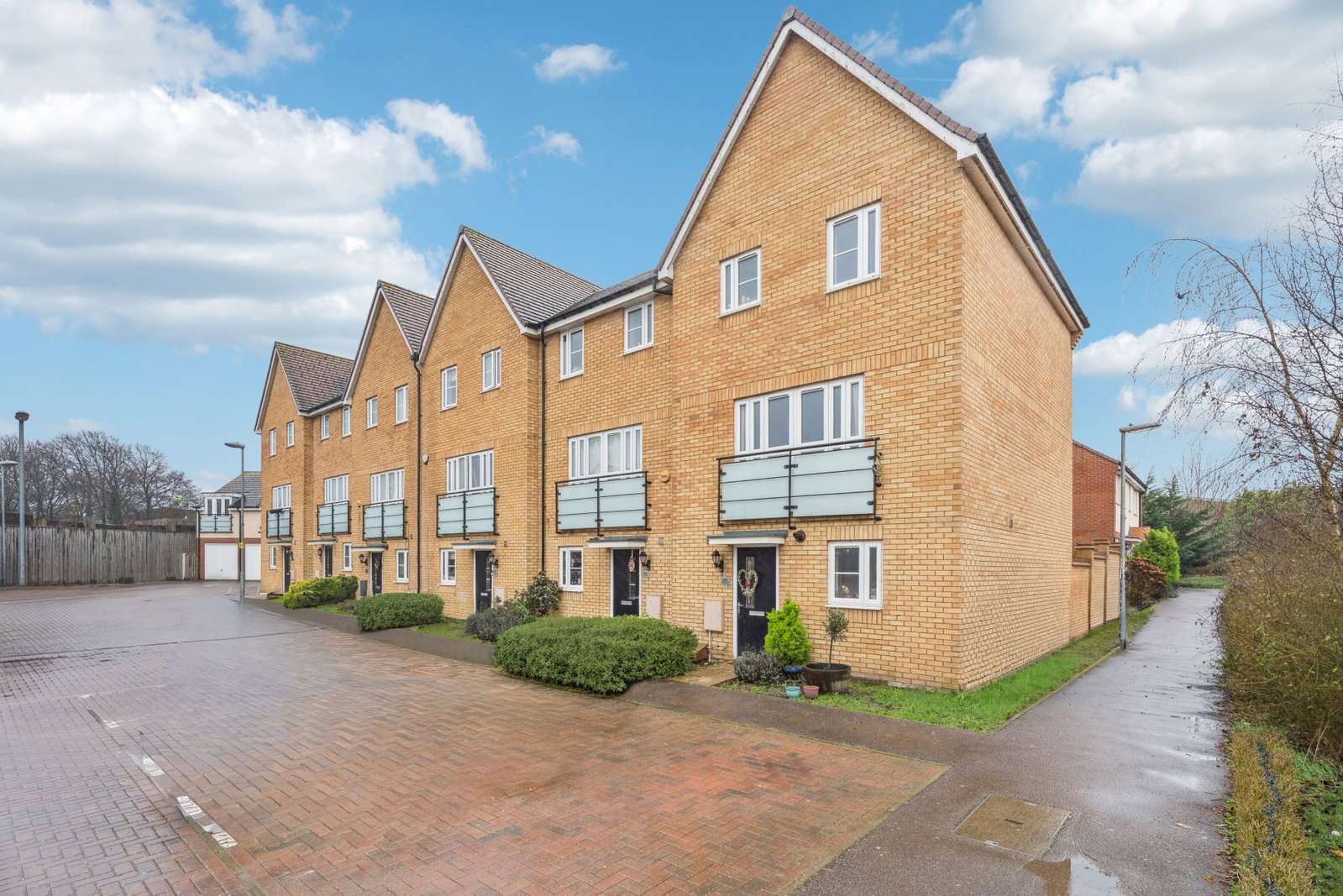 Town House in Dunstable