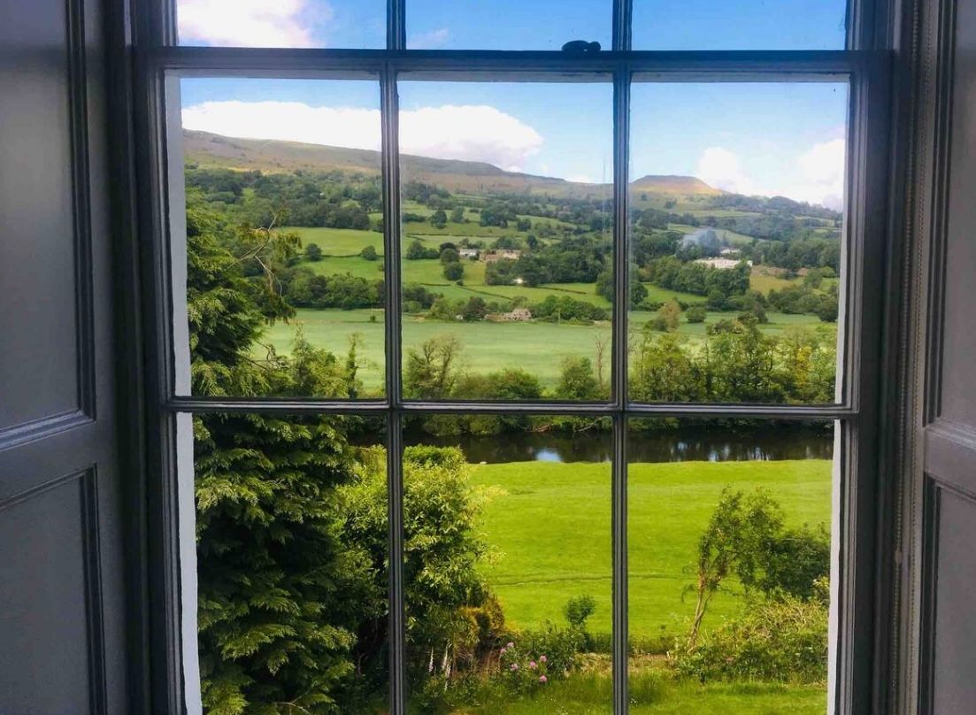 Detached House in Crickhowell