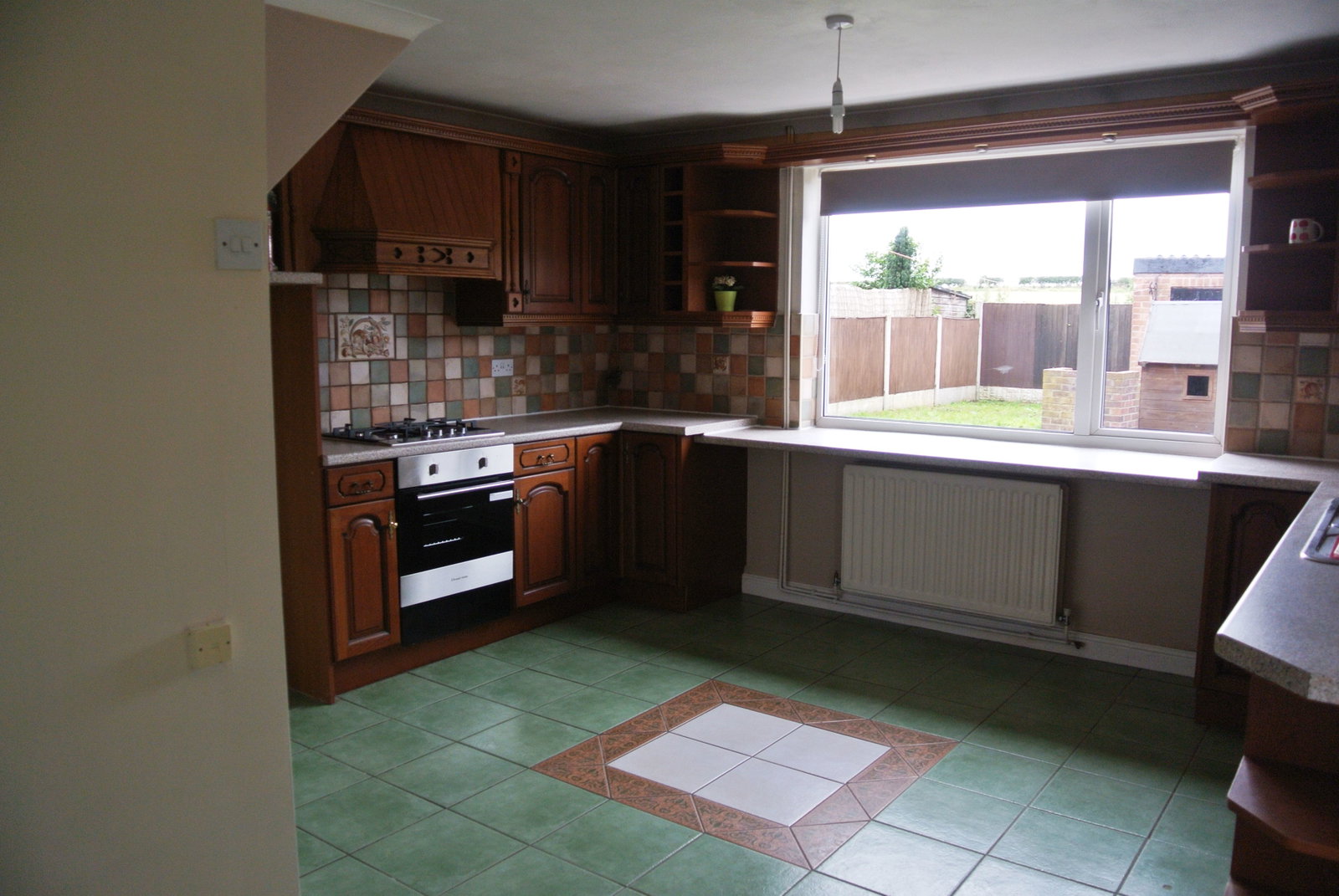 Semi Detached House for rent in Mansfield, Egmanton Road, Meden Vale, Mansfield, NG20 9QG