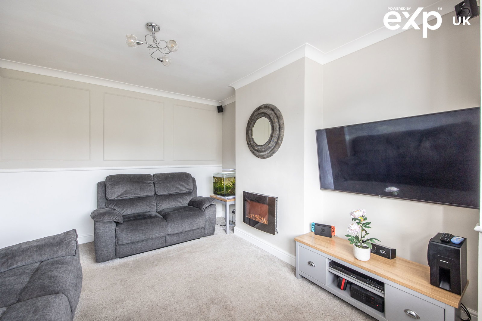 Semi Detached House for sale in Swanley, Rowan Road, Swanley, BR8
