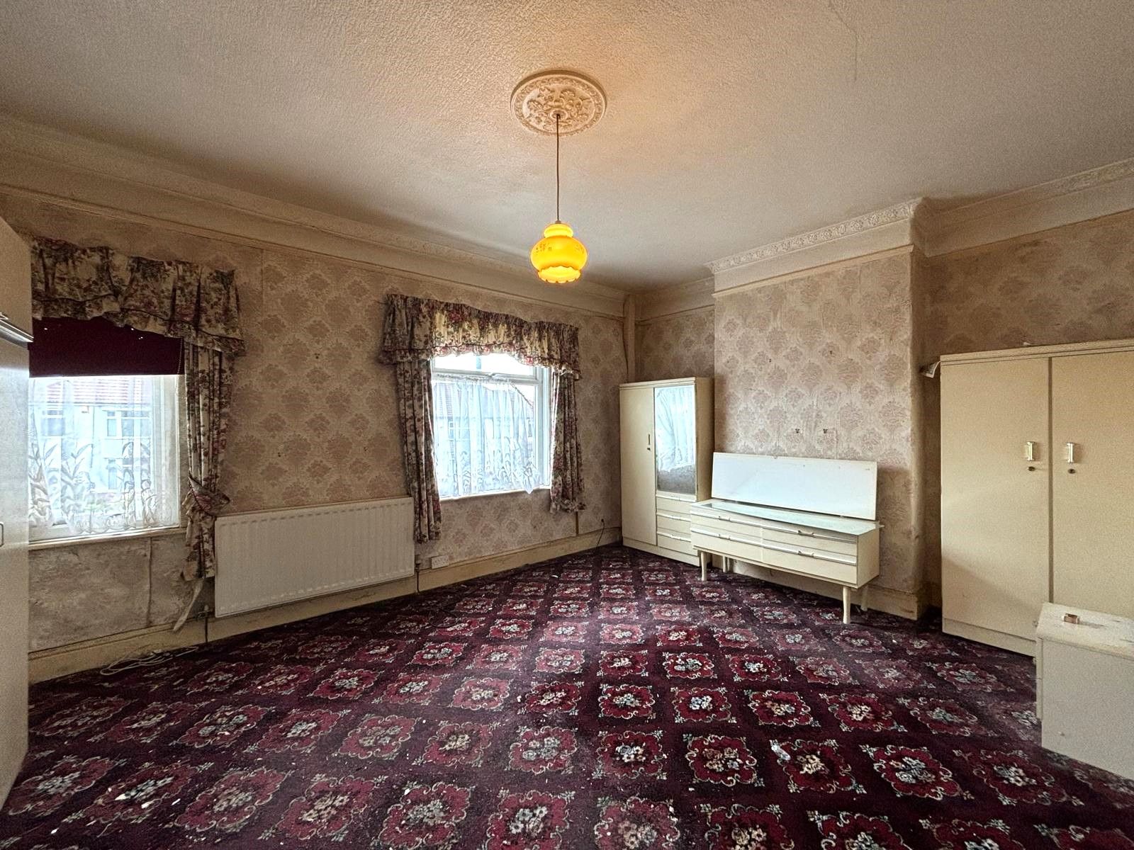 Semi Detached House in Prescot