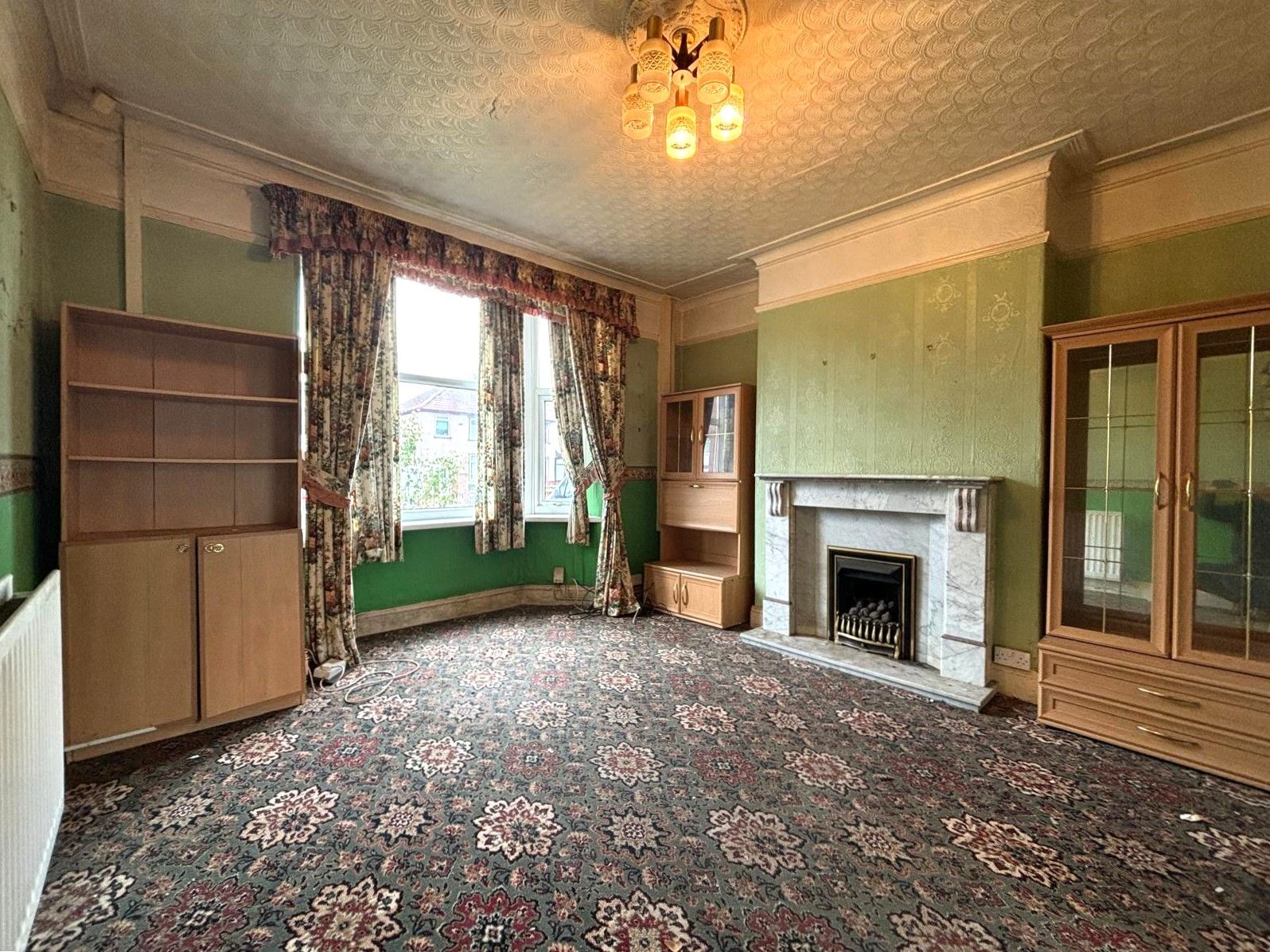 Semi Detached House in Prescot
