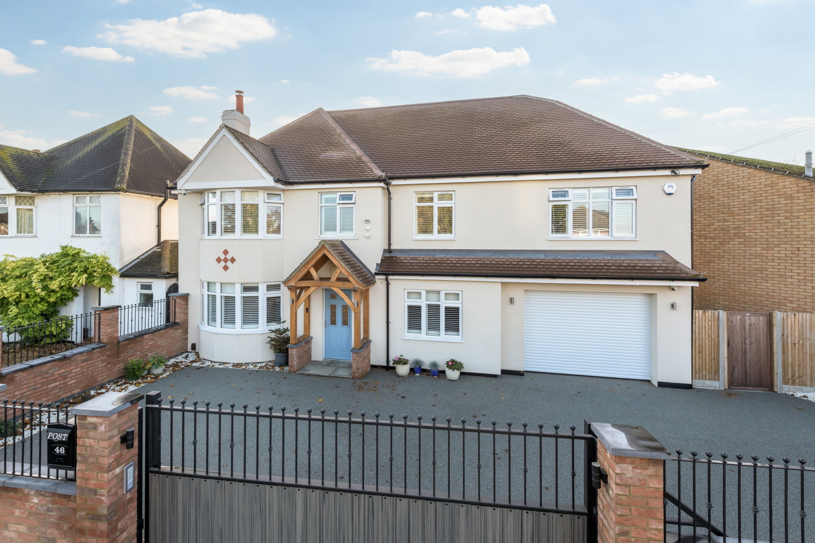 Detached House in Hitchin