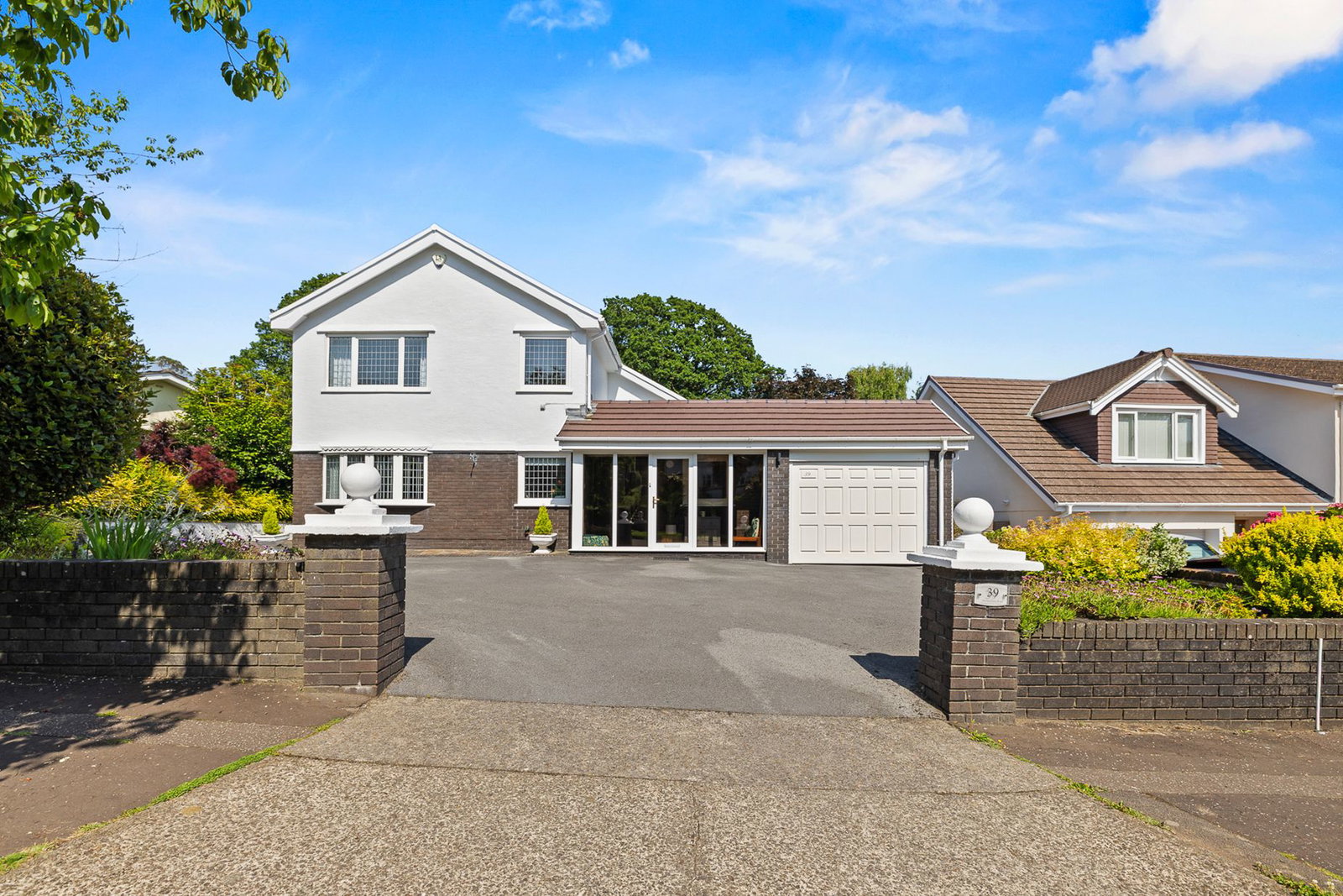 Detached House in Swansea
