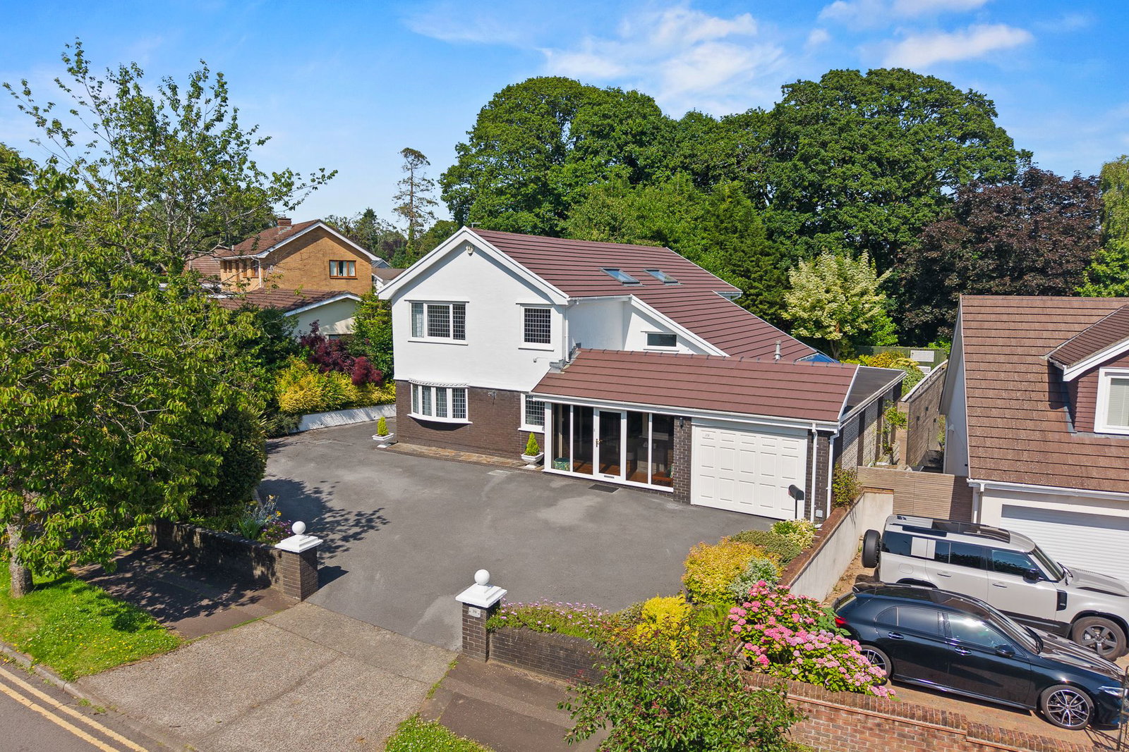 Detached House in Swansea