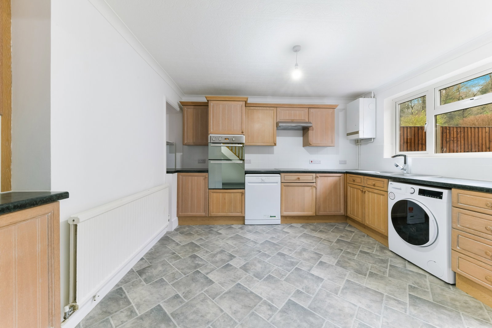 Semi Detached House in Purley
