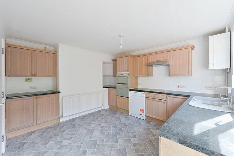 Semi Detached House in Purley