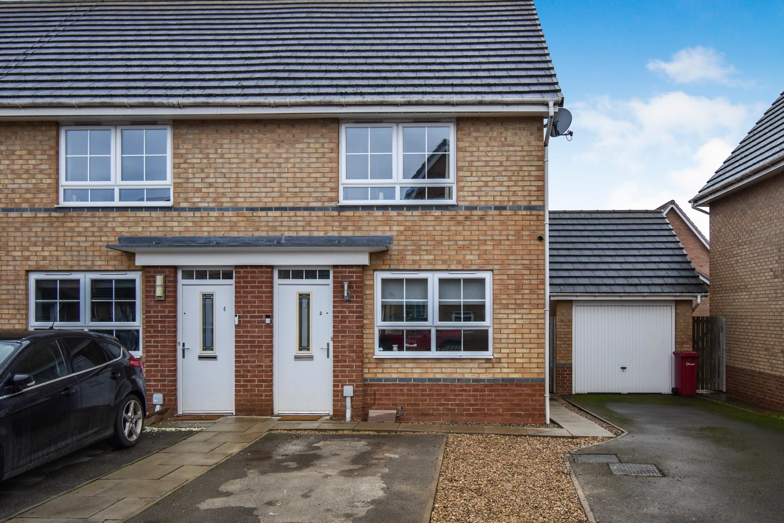 End Of Terrace House for sale in Scunthorpe, Harrier Close, Scunthorpe, DN16 3JR