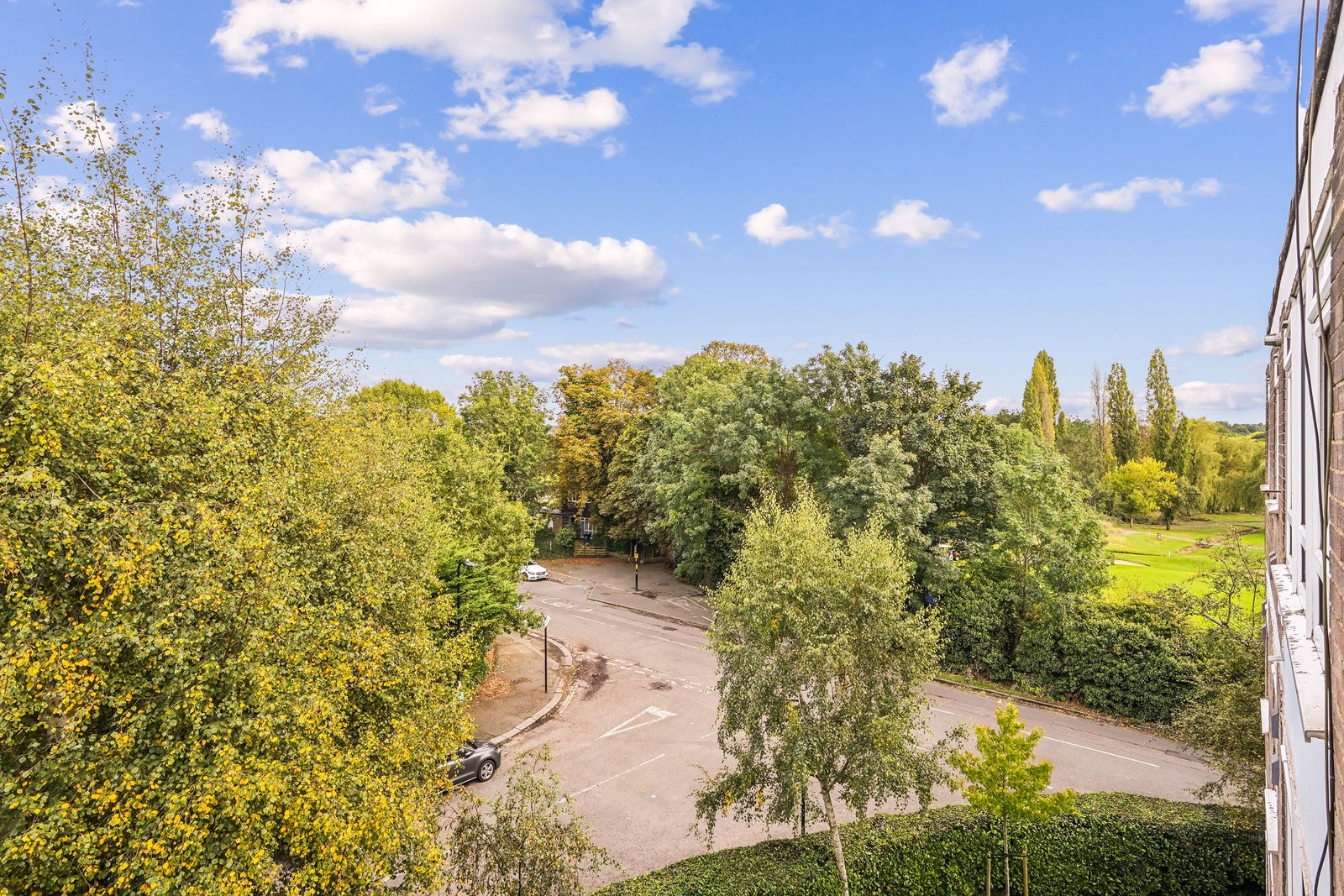 Flat in Greenford