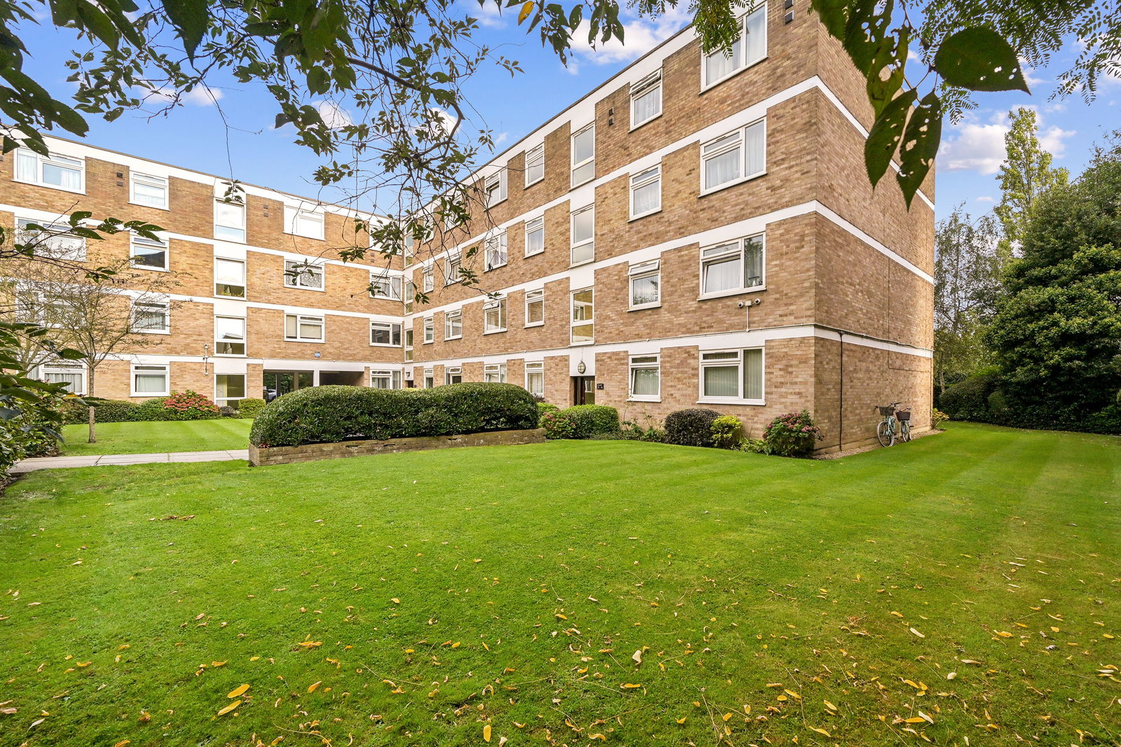 Flat in Greenford