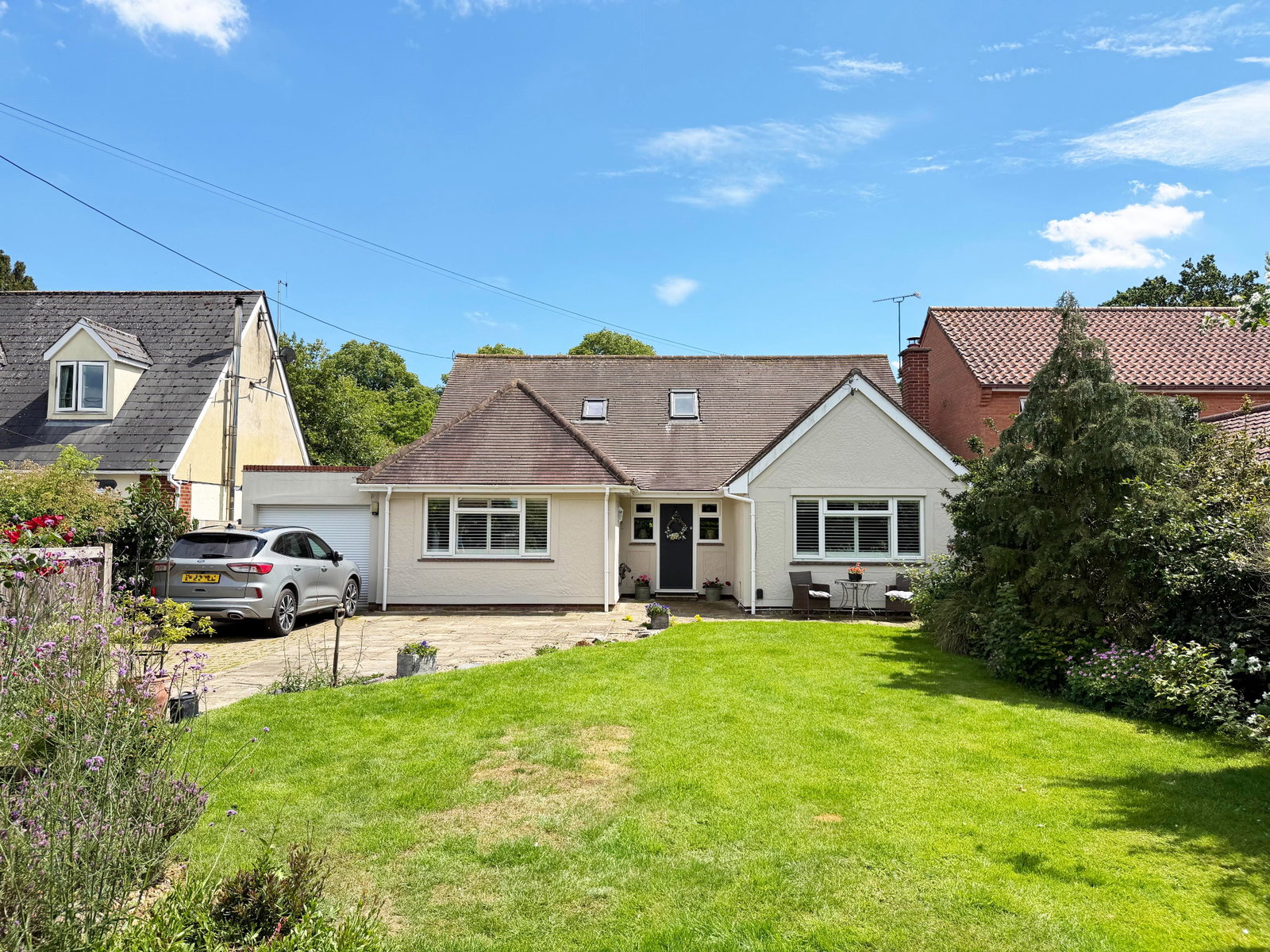 Detached House in Halstead