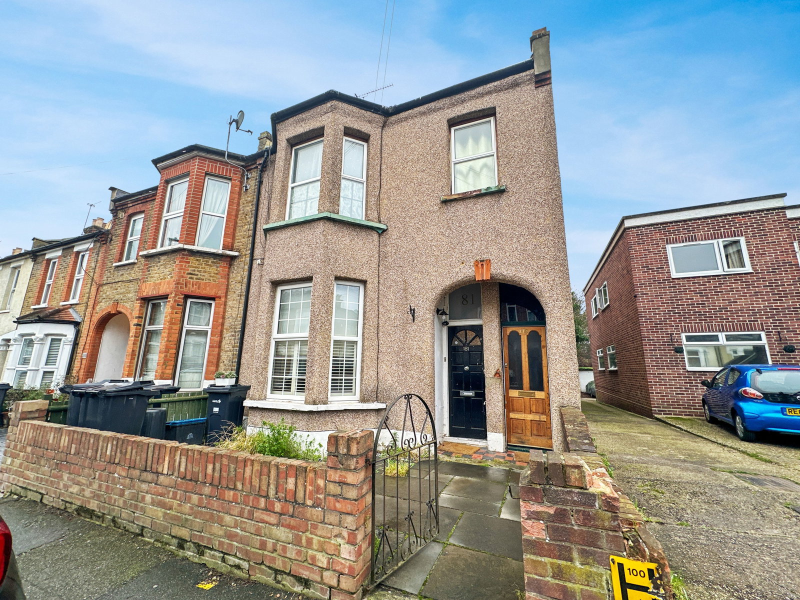 Flat in Woodford Green