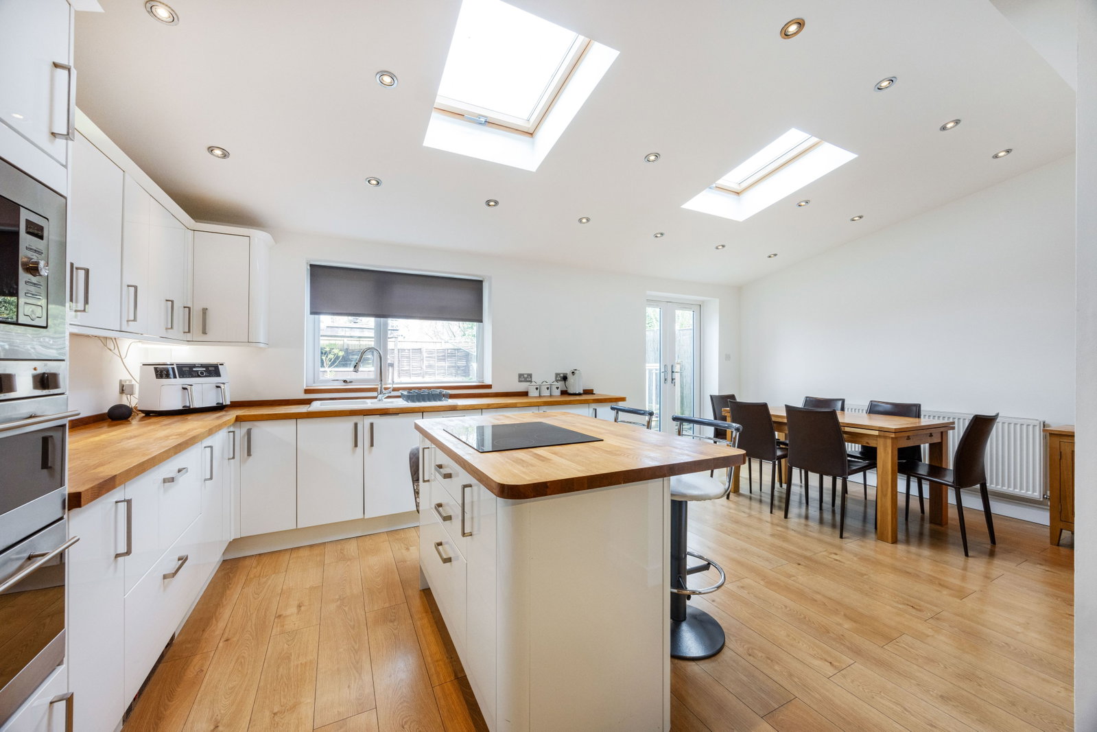 Semi Detached House in Cheltenham