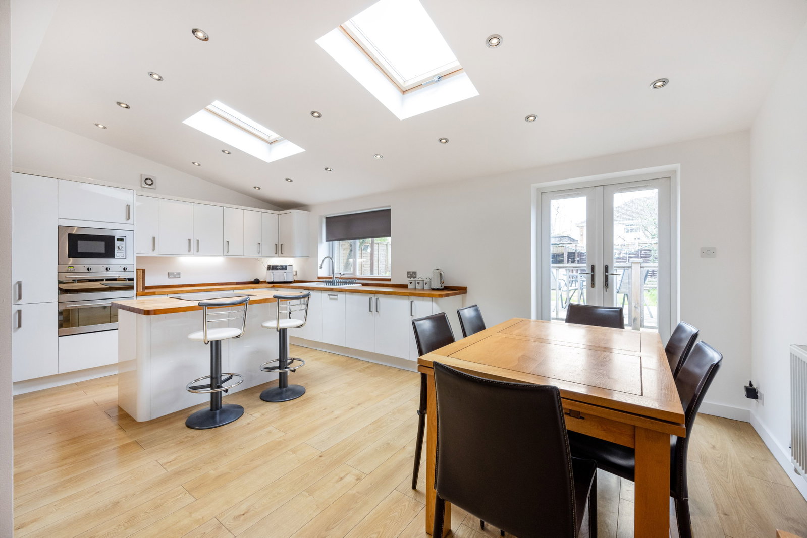 Semi Detached House in Cheltenham