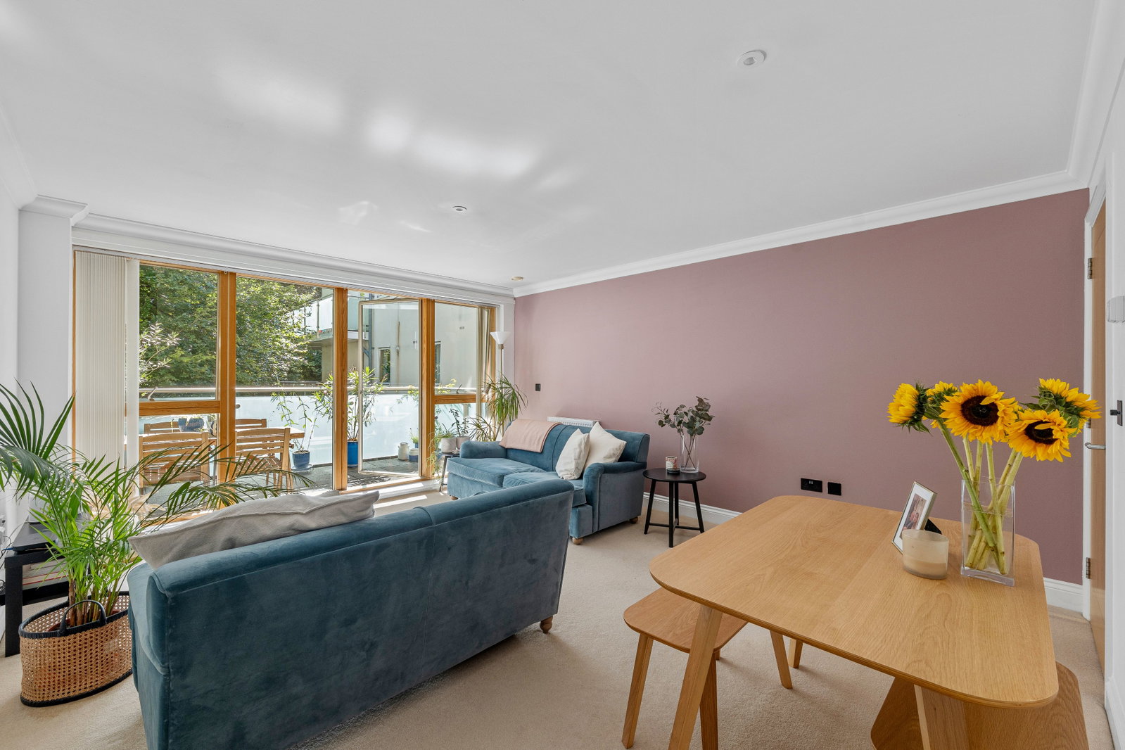 Flat in South Croydon
