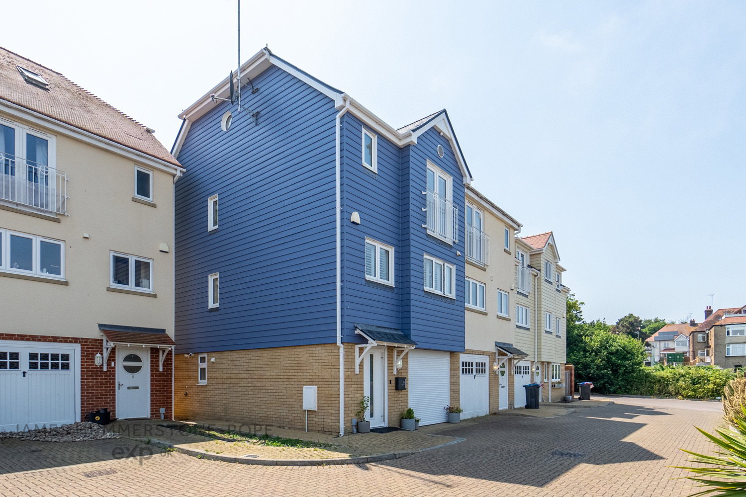 Semi Detached House in Broadstairs