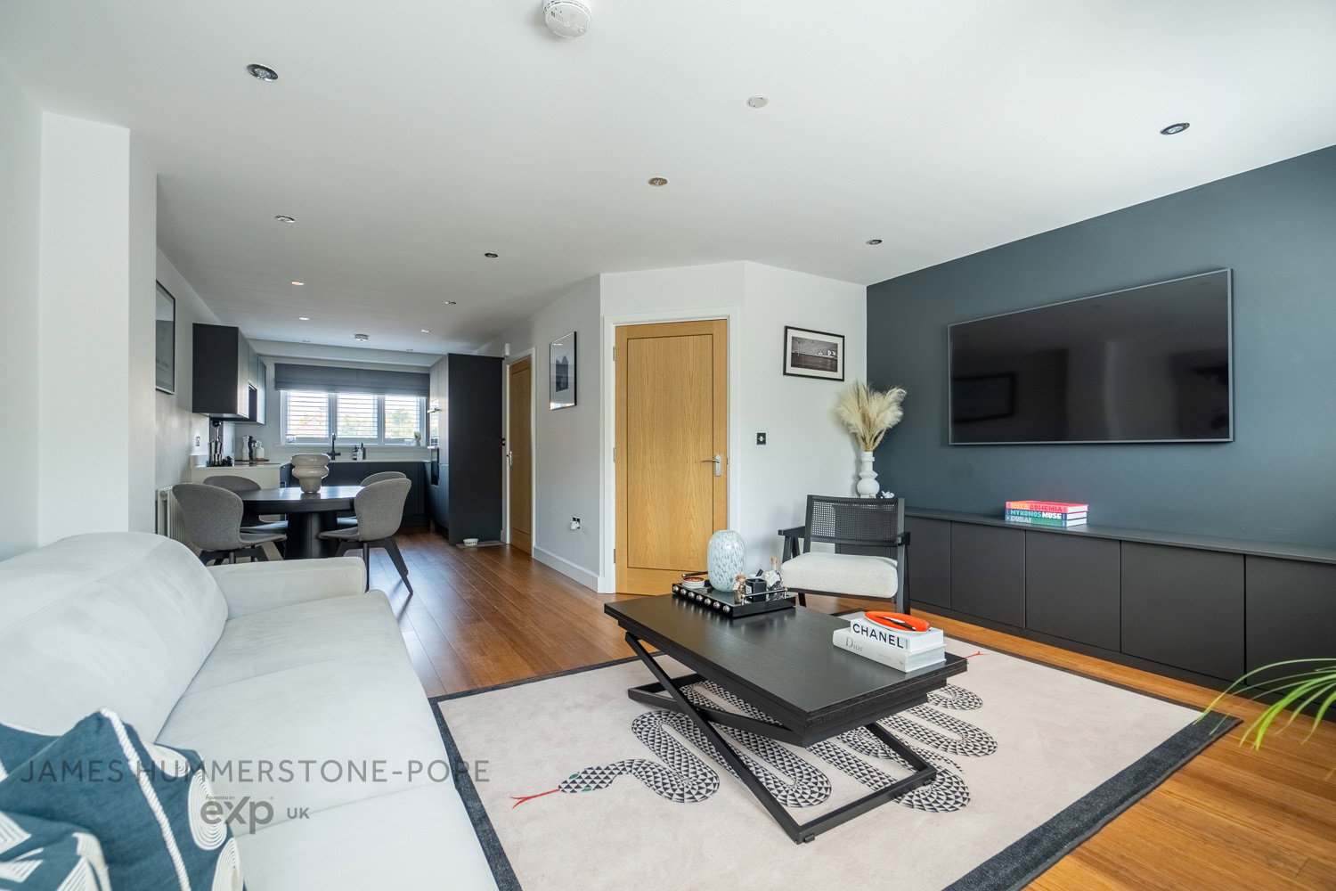 Semi Detached House in Broadstairs