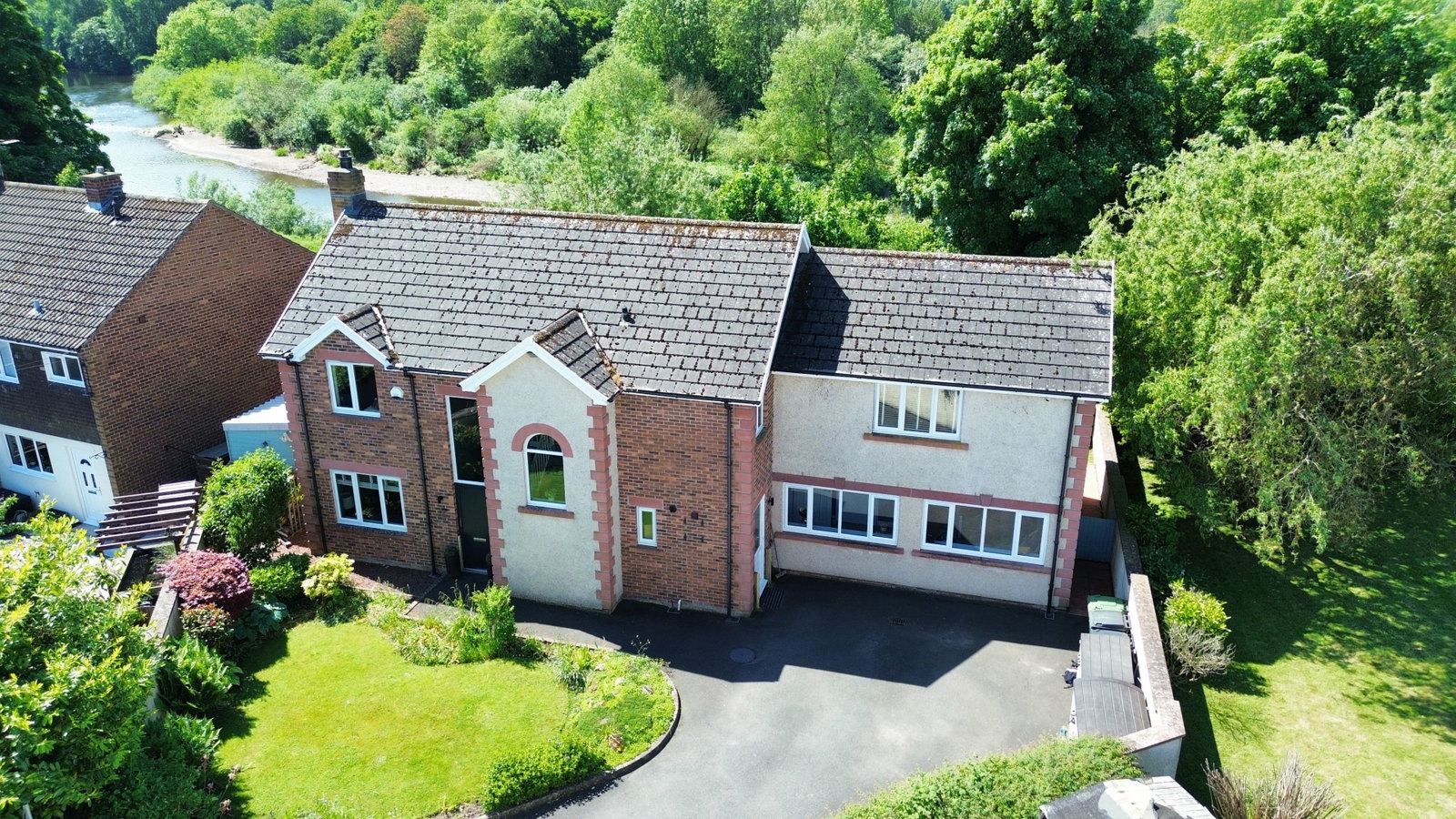 Detached House in Carlisle