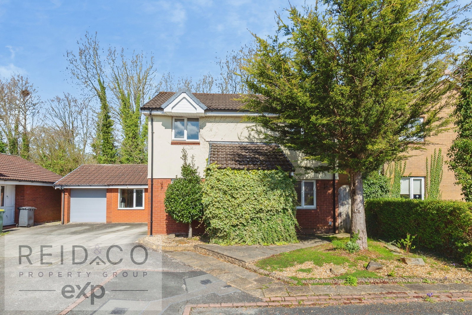 Detached House in Preston