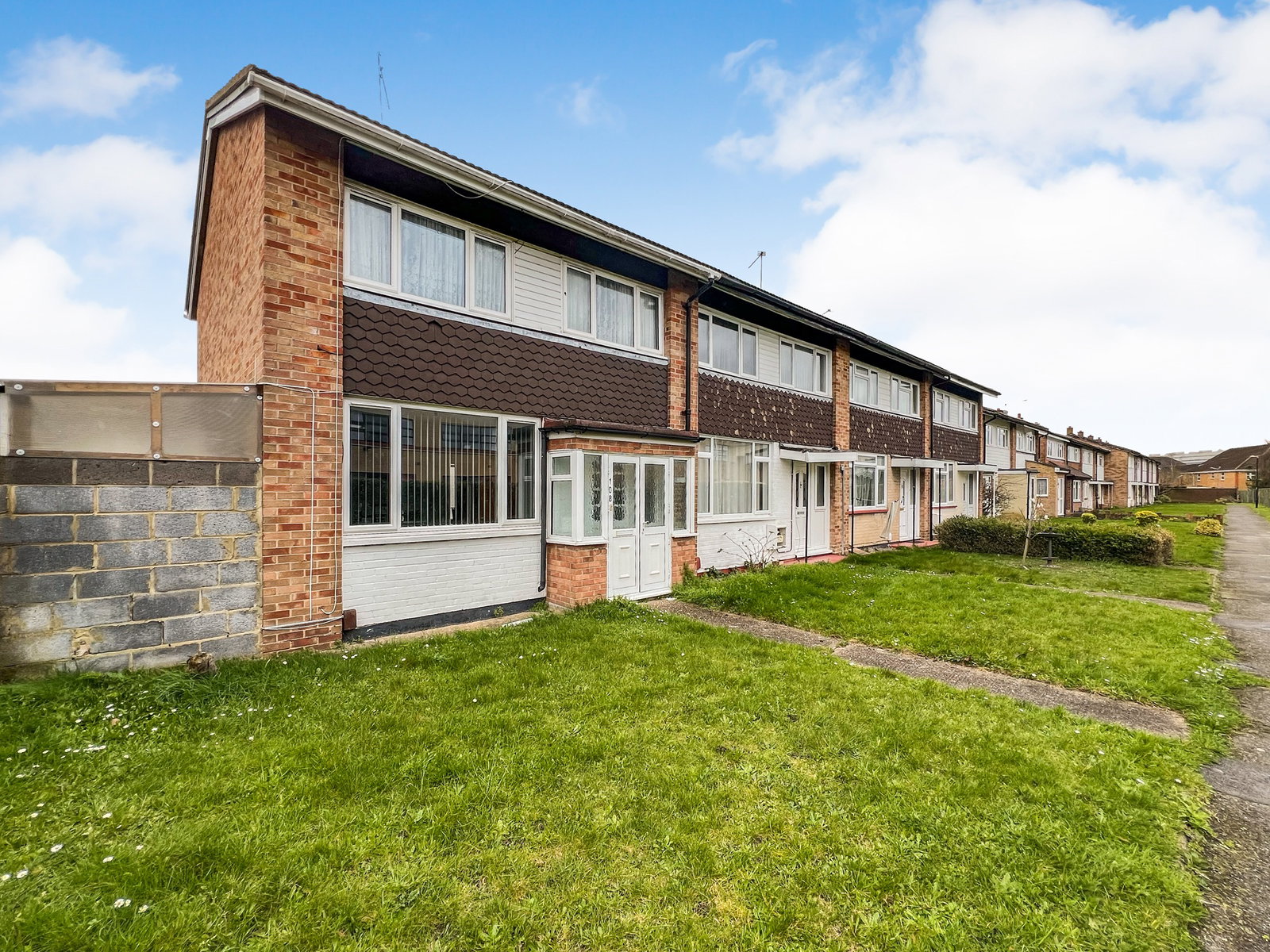 End Of Terrace House in Slough