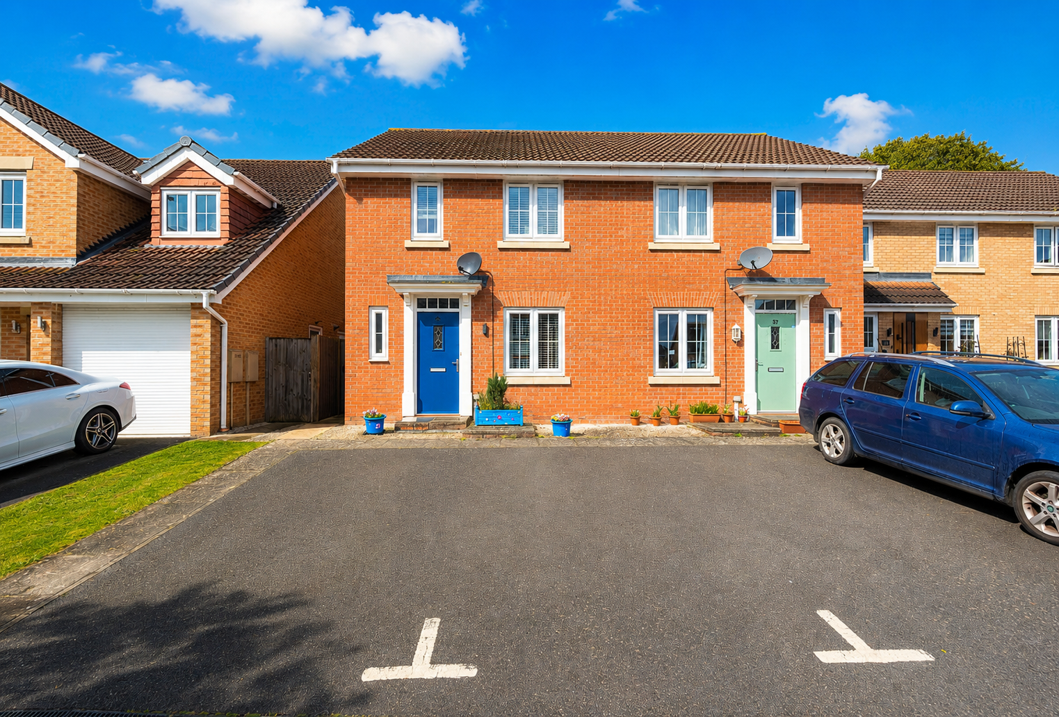 Semi Detached House in Grantham