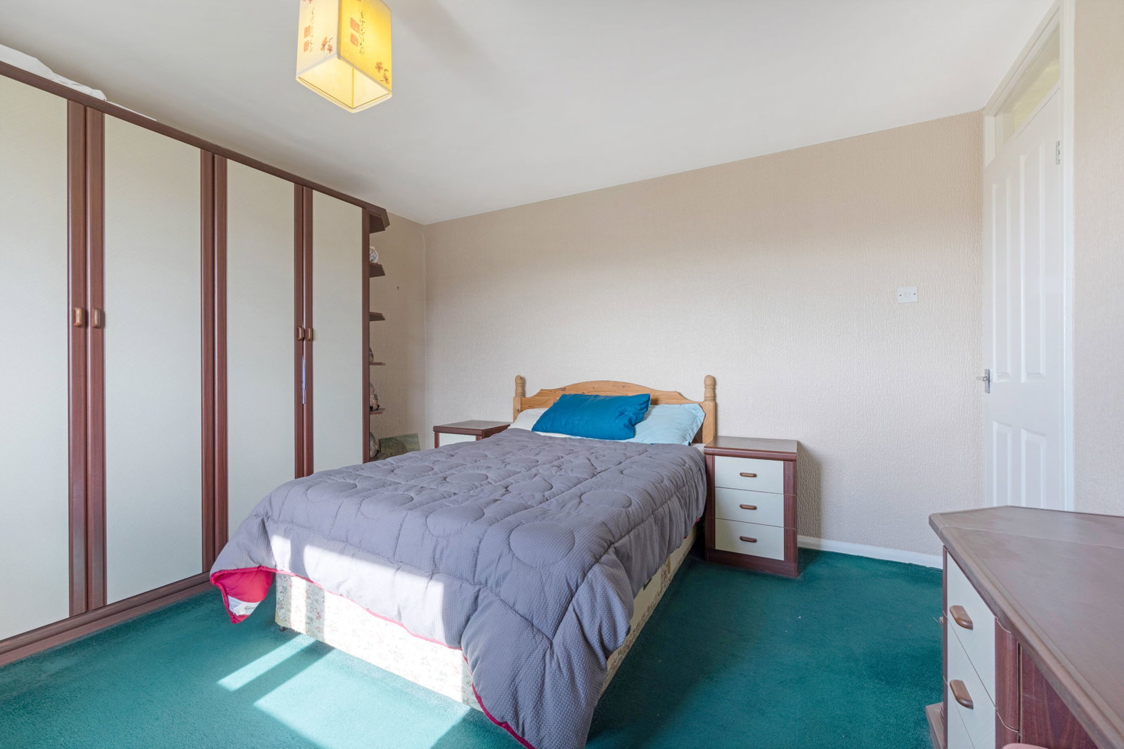 Terraced House for sale in Bedlington, Red House Farm Estate, Bedlington, NE22 6HF, 999 m²
