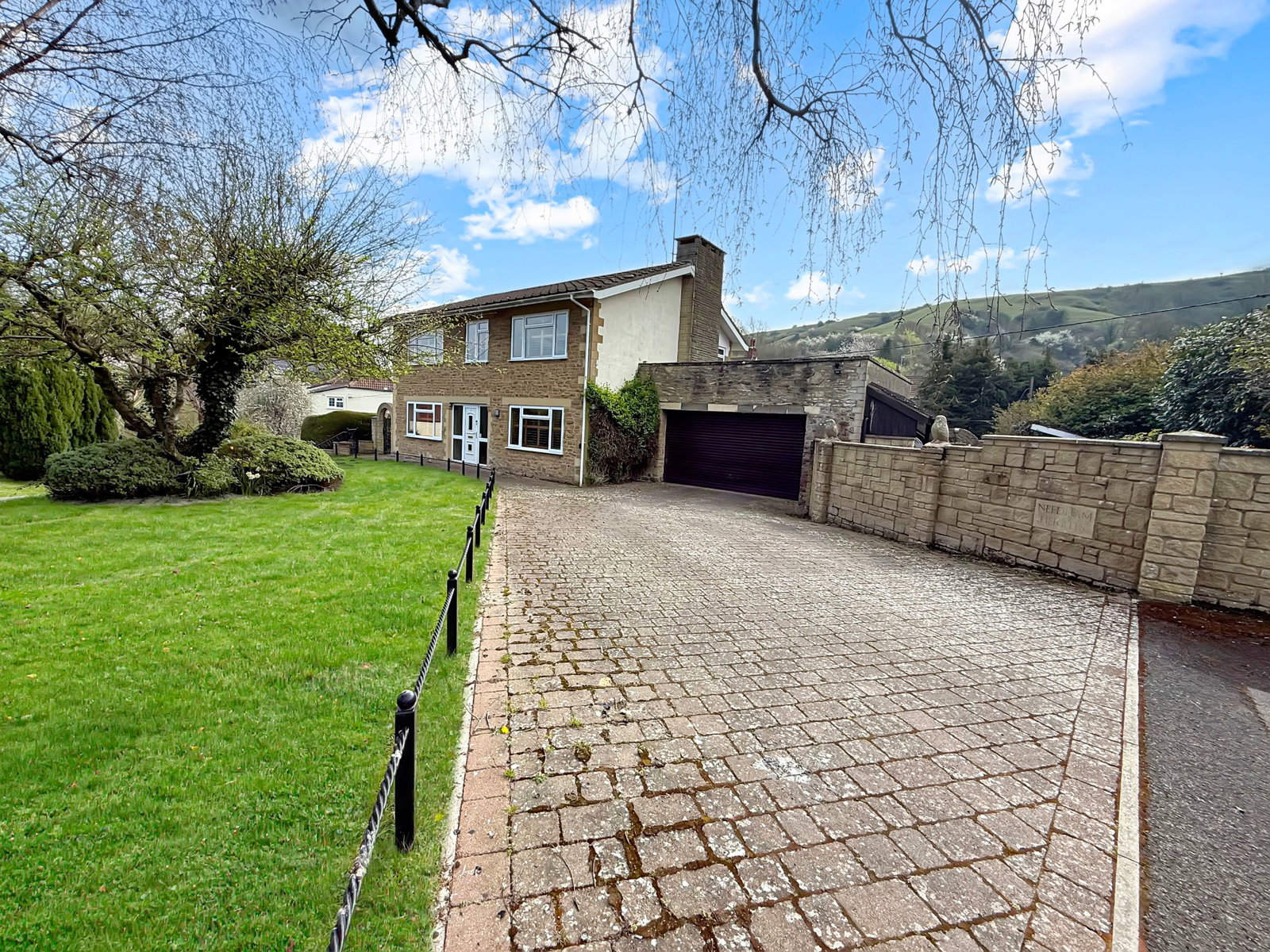 Detached House in Westbury