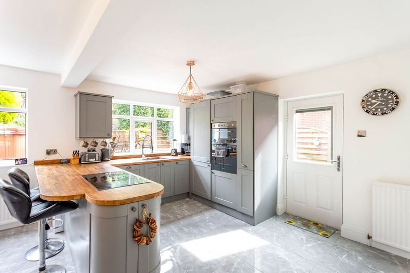 Detached House in Newark