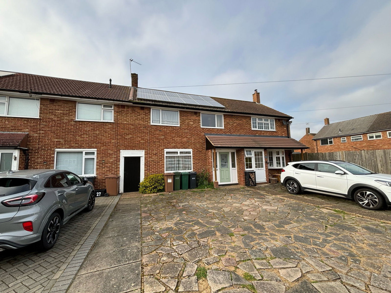 Terraced House in Tadworth