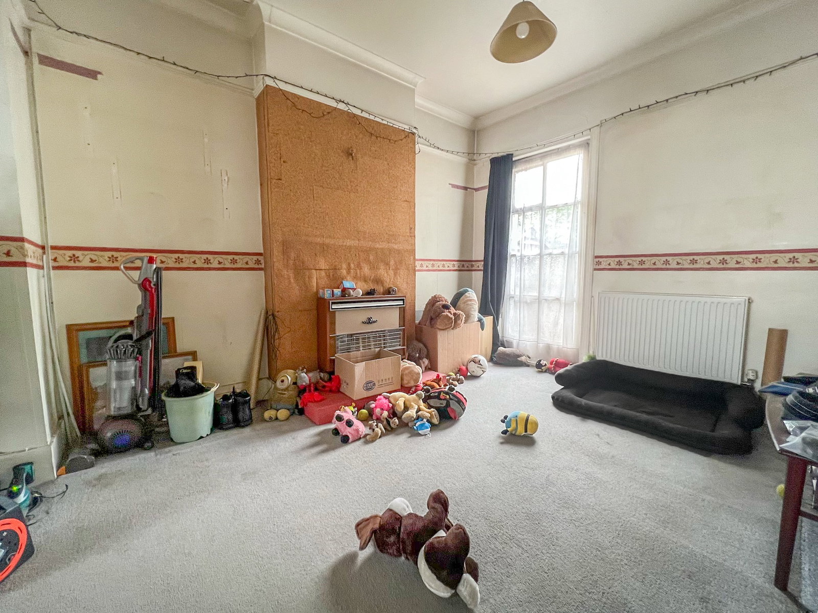 Semi Detached House in London