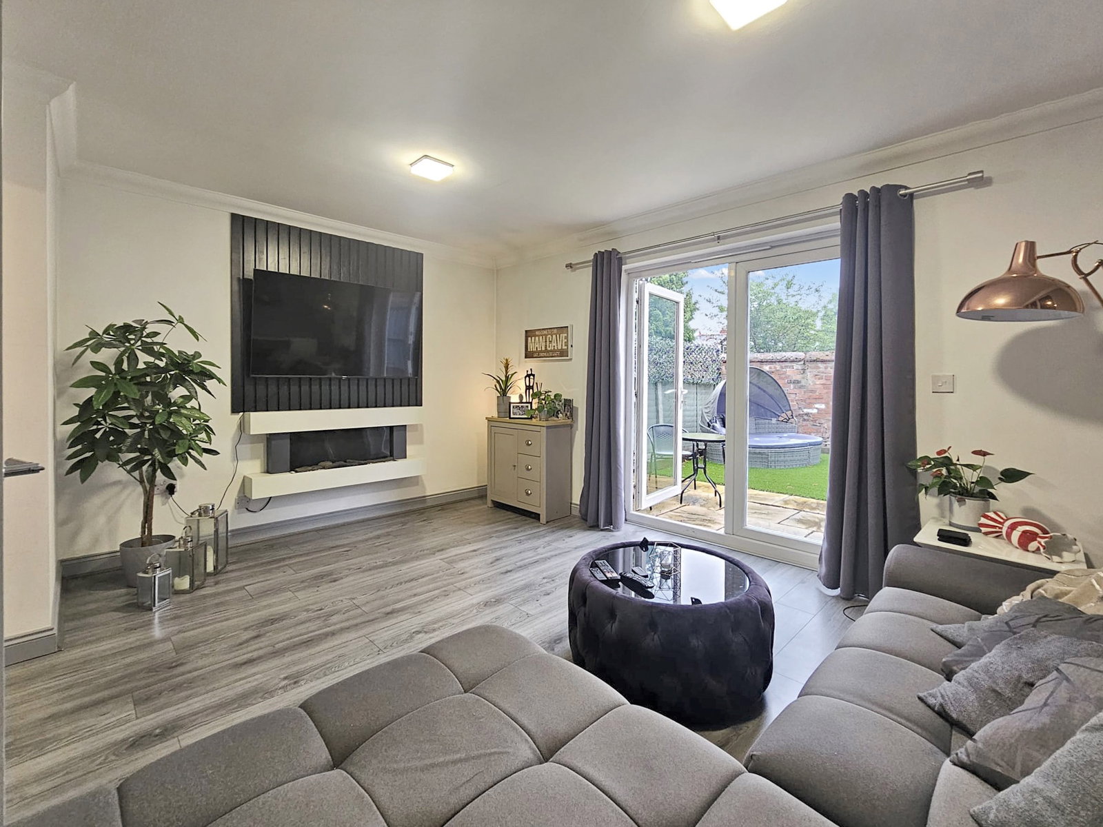 Semi Detached House in Winsford