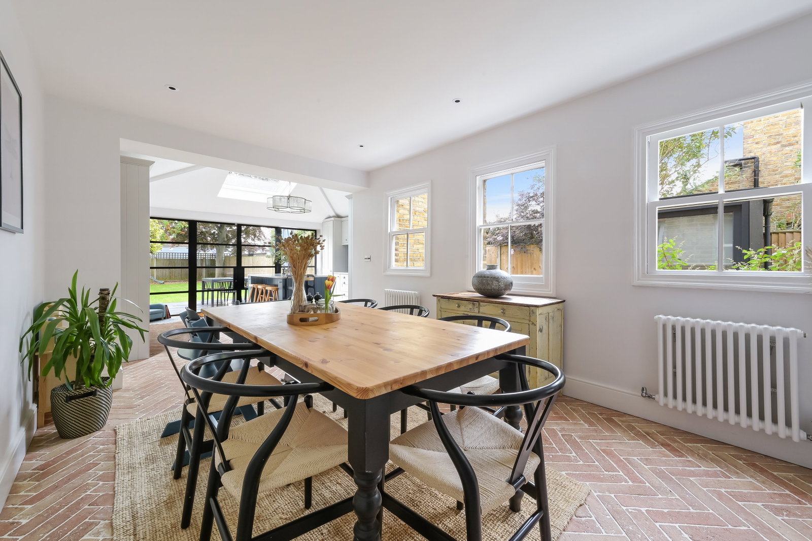 Detached House in West Molesey