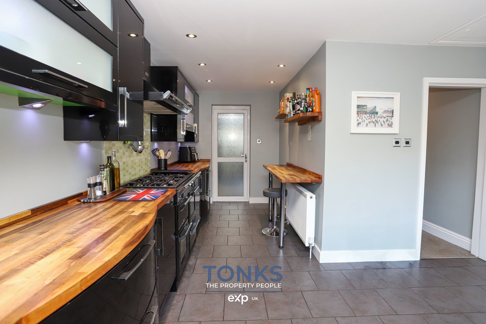 Semi Detached House in Halesowen