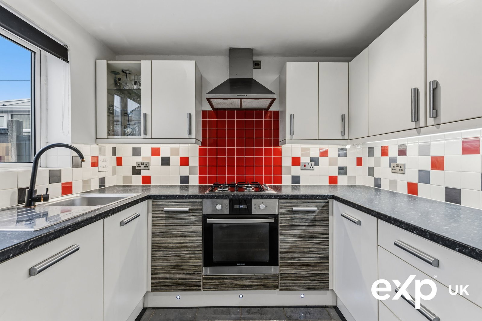 Detached House in Sutton-in-ashfield