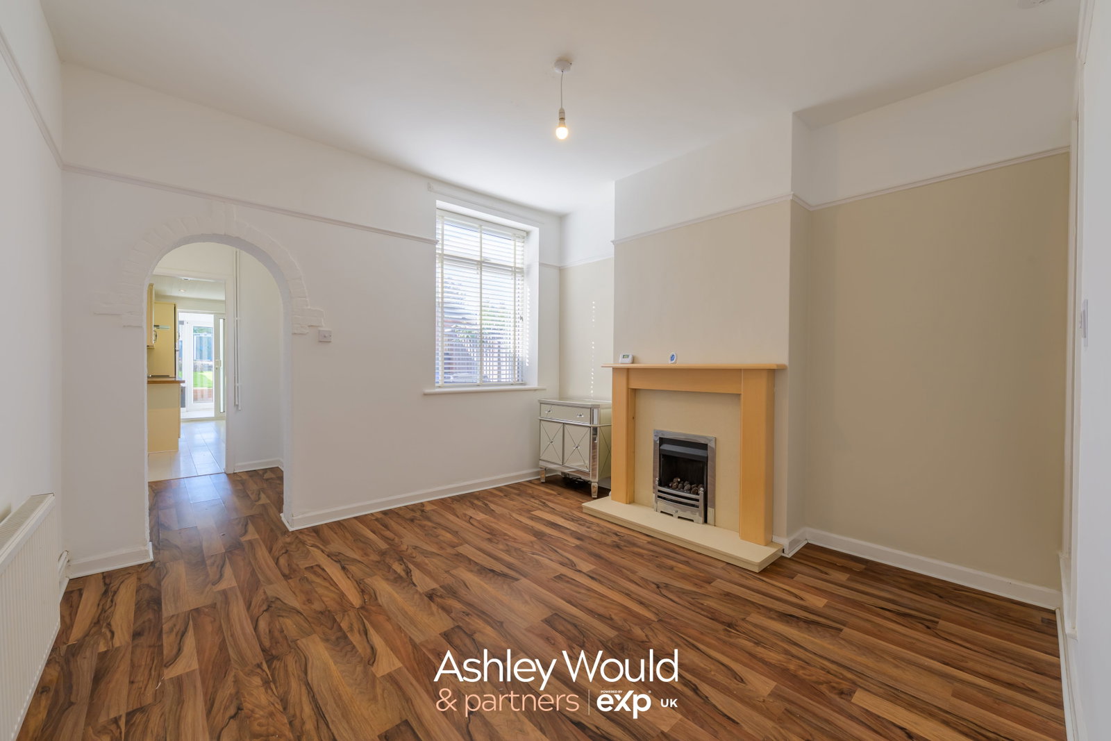 Semi Detached House for sale in Halesowen, Woodland Road, Halesowen, B62 8JS