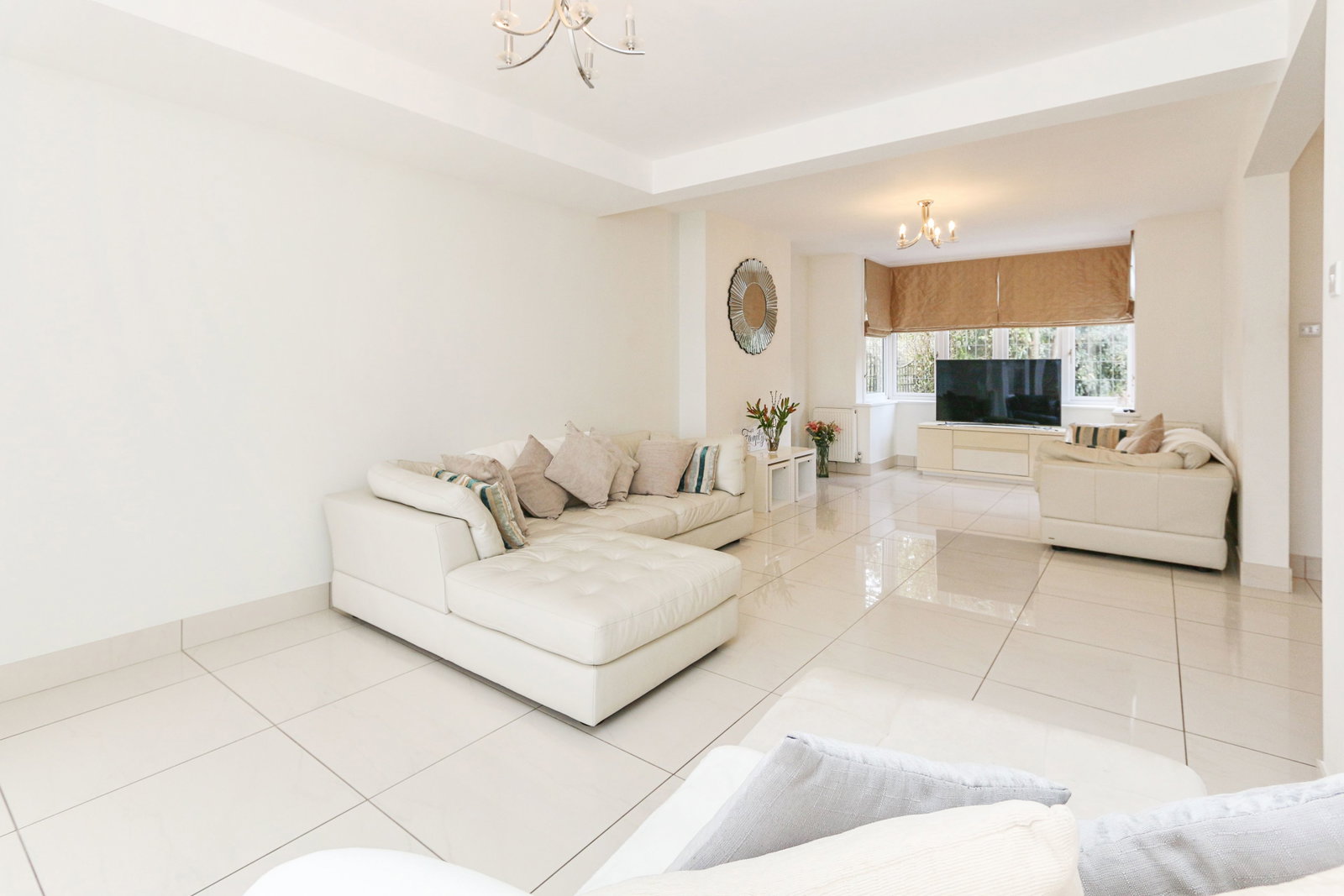 Semi Detached House in Dartford