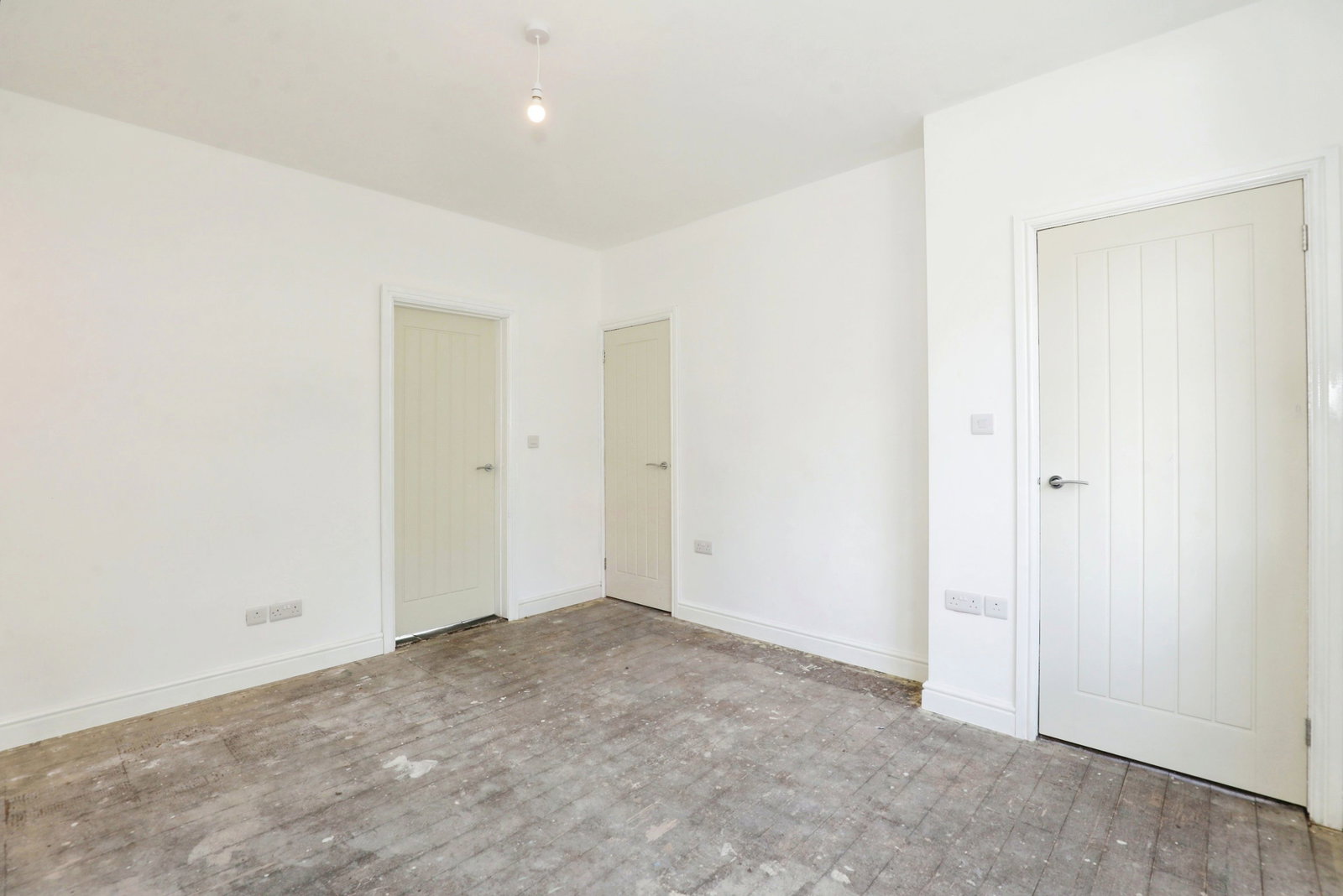 Semi Detached House for sale in Newcastle, Inglewood Drive, Newcastle, ST5 0DT