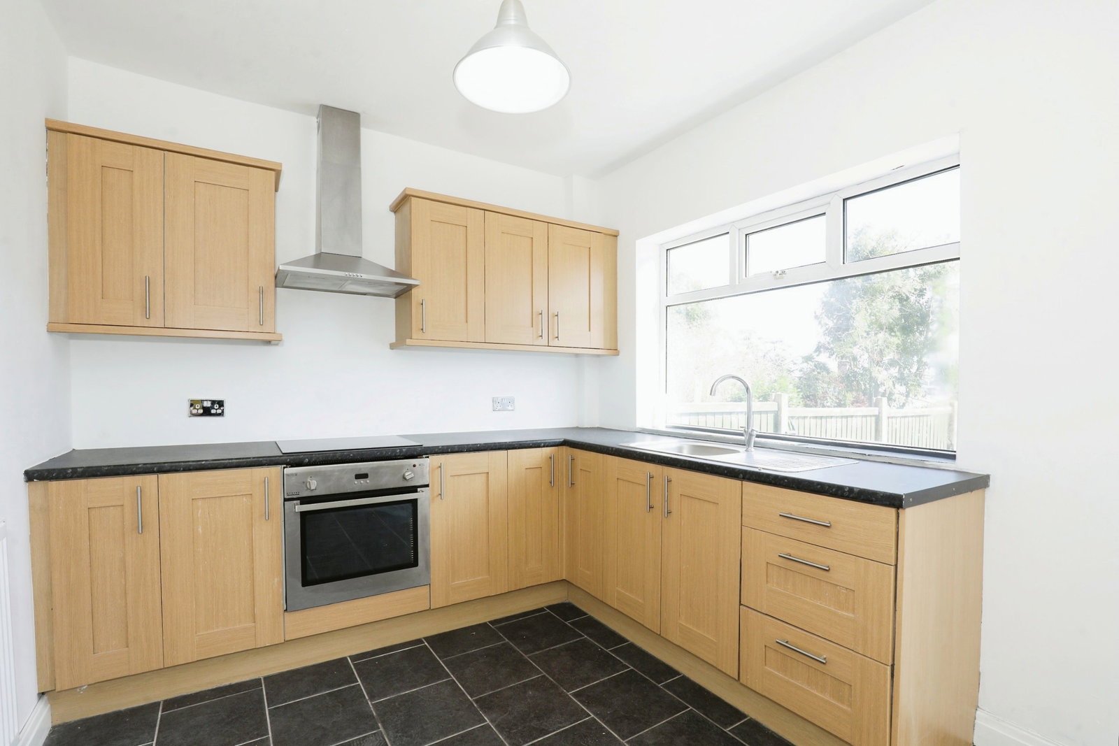 Semi Detached House for sale in Newcastle, Inglewood Drive, Newcastle, ST5 0DT