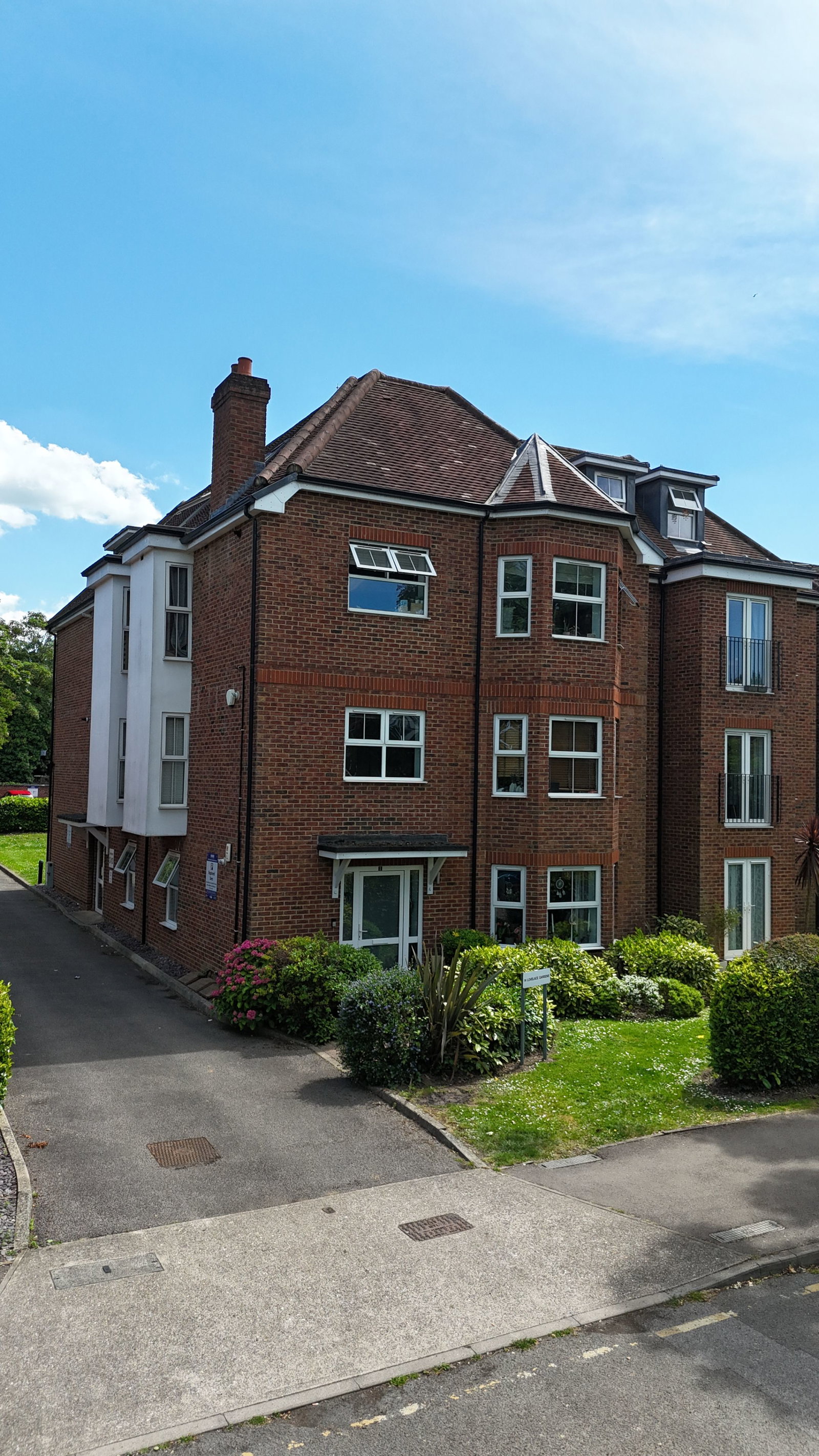 Flat in Surbiton